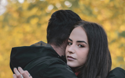 Les violences économiques dans le couple : une autre forme de contrôle subtile et dévastatrice