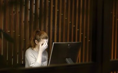 Burn-out et stress professionnel : comment la thérapie comportementale et cognitive (TCC) peut vous aider ?